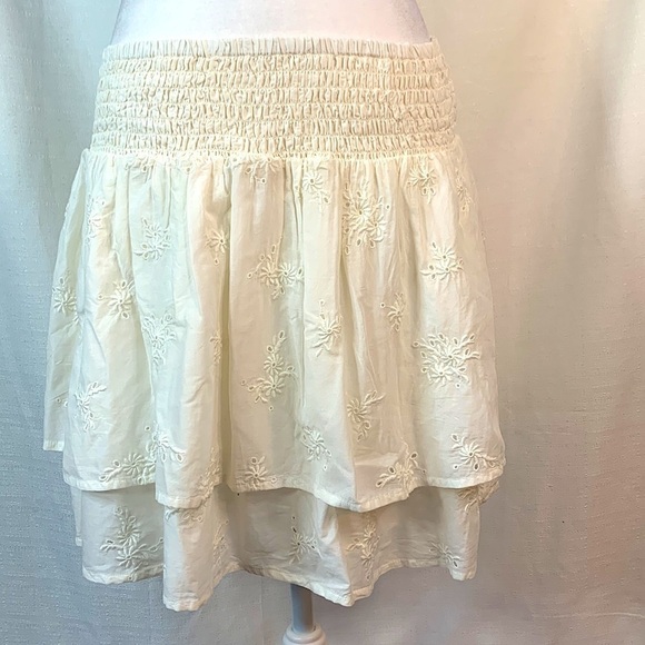 Express White High Waisted Tiered Eyelet Lace Mini Skirt-NWT - Picture 1 of 14